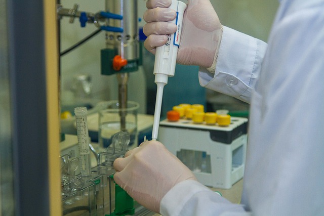 用于制備高回彈、高彈性聚氨酯軟泡和模塑泡沫的6000分子量聚醚